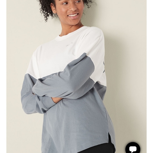 🔥 VS Pink long sleeve varsity crew tee NWT - Picture 3 of 7